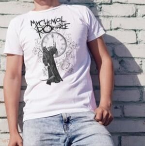 Hot Topic White Graphic Tee with Clock Design